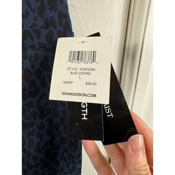 89th and Madison blue black leopard print stretch cropped length pants - Picture 4 of 7